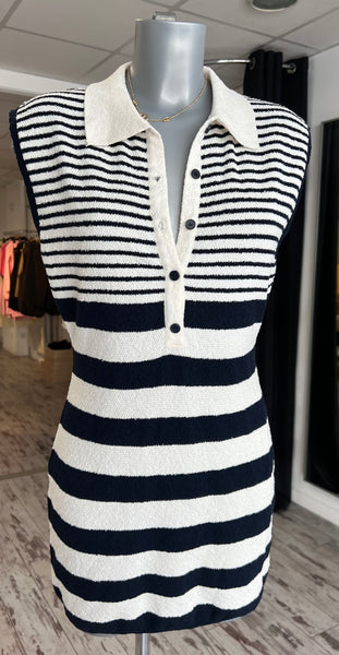 Robe à rayure bleue marine