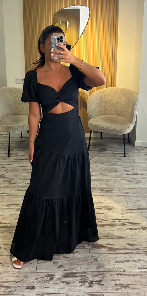 Longue robe à noeud noir