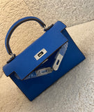 Sac à main bleu roi