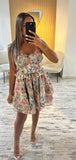 Robe laçage au dos